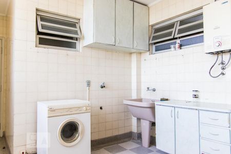 Apartamento para alugar com 175m², 3 quartos e 1 vagaÁrea de Serviço