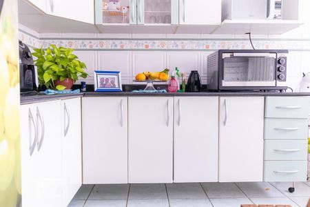 Casa à venda com 140m², 3 quartos e 3 vagasCozinha - Armários