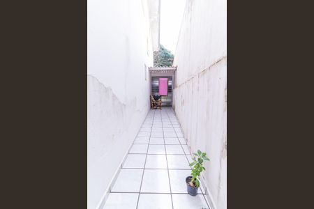 Casa à venda com 140m², 3 quartos e 3 vagasCorredor do Quintal