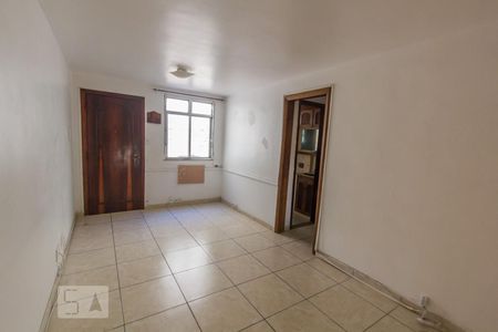 Sala de apartamento para alugar com 2 quartos, 45m² em Taquara, Rio de Janeiro
