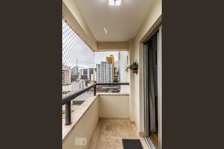 Varanda da sala de apartamento para alugar com 3 quartos, 162m² em Liberdade, São Paulo