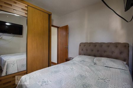 Apartamento à venda com 87m², 3 quartos e 1 vagaQuarto 2