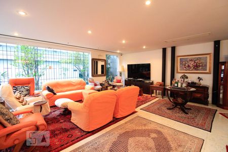 Sala de casa à venda com 3 quartos, 350m² em Planalto Paulista, São Paulo