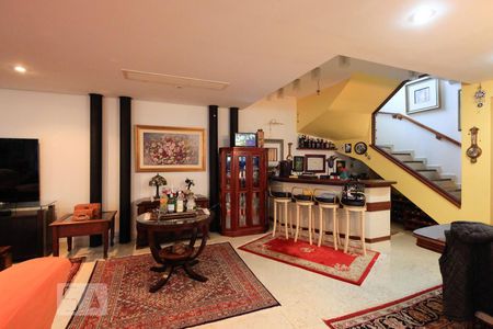 Sala de casa à venda com 3 quartos, 350m² em Planalto Paulista, São Paulo