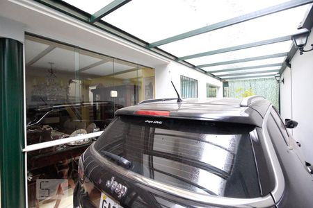 Casa à venda com 350m², 3 quartos e 4 vagasGaragem