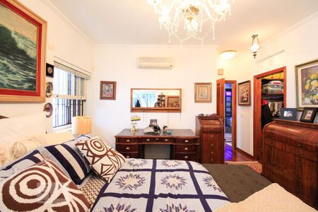 Casa à venda com 350m², 3 quartos e 4 vagasQuarto 2