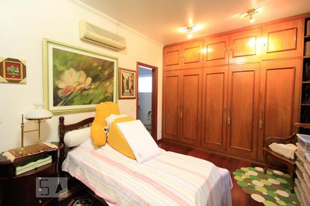 Casa à venda com 350m², 3 quartos e 4 vagasQuarto 1