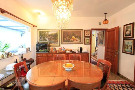 Casa à venda com 350m², 3 quartos e 4 vagasSala de jantar