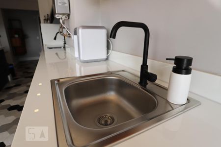 Apartamento à venda com 77m², 2 quartos e 2 vagasÁrea de serviço