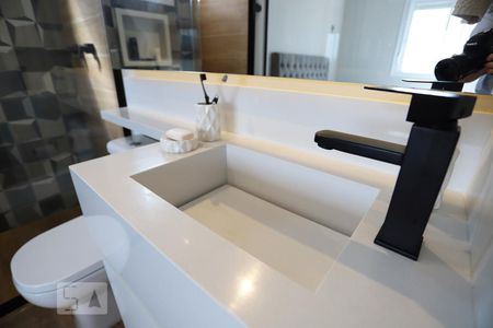 Apartamento à venda com 77m², 2 quartos e 2 vagasSuíte