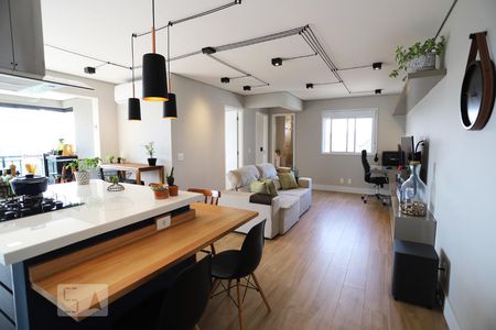 Sala de apartamento à venda com 2 quartos, 77m² em Alphaville Empresarial, Barueri