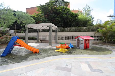 Apartamento à venda com 77m², 2 quartos e 2 vagasPlayground