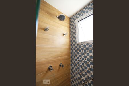 Apartamento à venda com 77m², 2 quartos e 2 vagasBanheiro