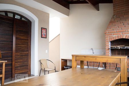 Casa à venda com 180m², 3 quartos e 2 vagasVaranda