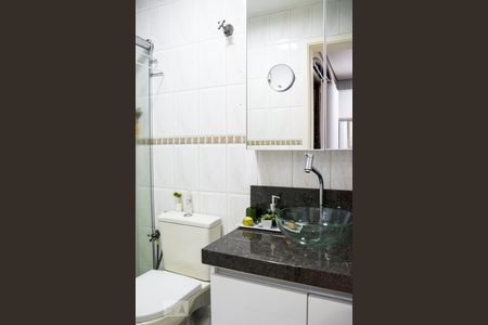 Banheiro da Suíte de casa à venda com 3 quartos, 180m² em Campestre, Santo André