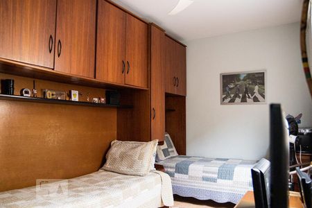 Casa à venda com 180m², 3 quartos e 2 vagasQuarto 1