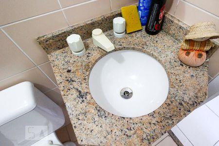 Apartamento para alugar com 74m², 3 quartos e 1 vaga Apartamento para alugar com 74m², 3 quartos e 1 vagaBanheiro