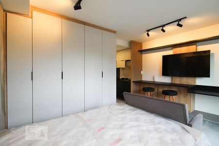 Sala/Quarto  de kitnet/studio para alugar com 1 quarto, 26m² em Indianópolis, São Paulo
