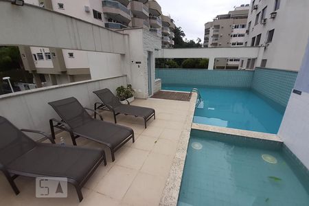 Apartamento à venda com 161m², 3 quartos e 2 vagasÁrea comum - Piscina