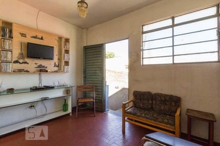 Casa à venda com 640m², 4 quartos e 10 vagasQuarto