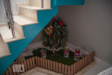 Casa à venda com 140m², 4 quartos e 2 vagasSala