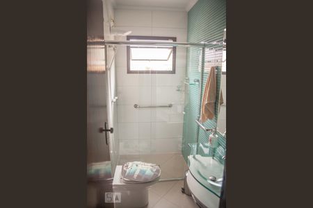 Casa à venda com 140m², 4 quartos e 2 vagasBanheiro Social