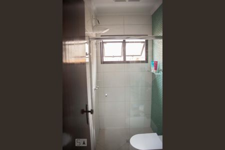 Casa à venda com 140m², 4 quartos e 2 vagasBanheiro Suite Master