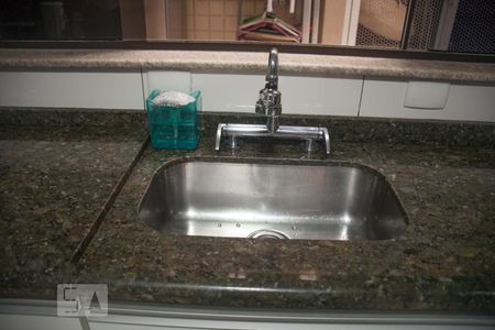 Casa à venda com 140m², 4 quartos e 2 vagasCozinha