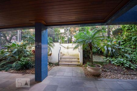 Fachada do Condomínio de apartamento para alugar com 1 quarto, 42m² em Bom Jesus, Porto Alegre