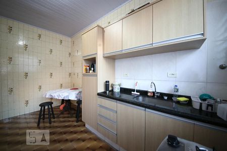 Casa à venda com 90m², 2 quartos e 2 vagasCozinha