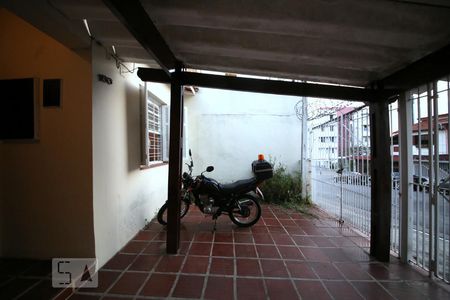 Casa à venda com 90m², 2 quartos e 2 vagasGaragem