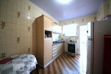 Casa à venda com 90m², 2 quartos e 2 vagasCozinha