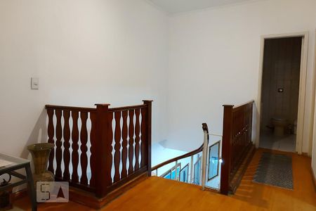 Casa à venda com 240m², 3 quartos e 2 vagasCorredor quartos