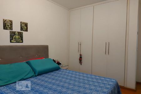 Casa à venda com 240m², 3 quartos e 2 vagasQuarto 1 com suíte