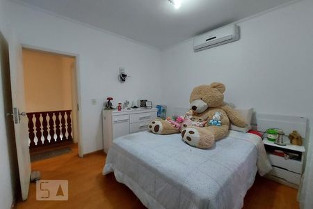 Casa à venda com 240m², 3 quartos e 2 vagasQuarto 3