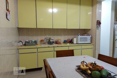 Casa à venda com 240m², 3 quartos e 2 vagasCozinha - casa 2