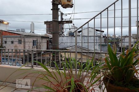 Casa à venda com 240m², 3 quartos e 2 vagasVista