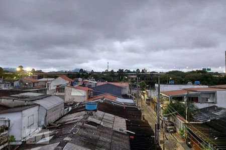 Casa à venda com 240m², 3 quartos e 2 vagasVista