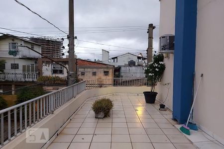 Casa à venda com 240m², 3 quartos e 2 vagasÁrea