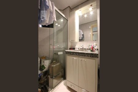 Apartamento à venda com 210m², 3 quartos e 3 vagasBanheiro da Suíte 2