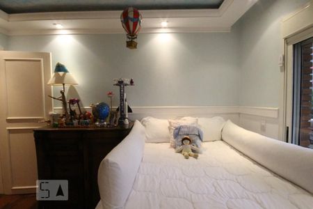 Apartamento à venda com 210m², 3 quartos e 3 vagasSuíte 2