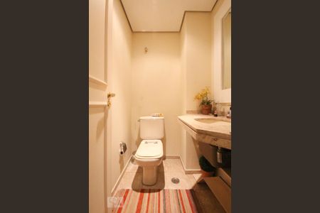 Apartamento à venda com 210m², 3 quartos e 3 vagasLavabo