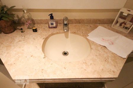 Apartamento à venda com 210m², 3 quartos e 3 vagasLavabo