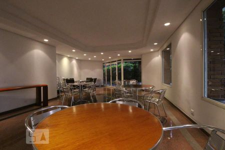 Apartamento à venda com 210m², 3 quartos e 3 vagasÁrea Comum