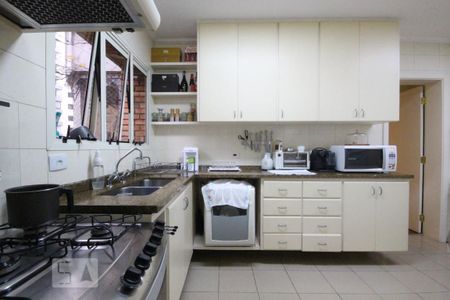 Apartamento à venda com 210m², 3 quartos e 3 vagasCozinha