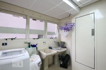 Apartamento à venda com 210m², 3 quartos e 3 vagasÁrea de Serviço