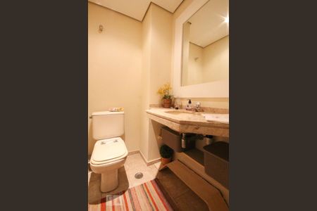 Apartamento à venda com 210m², 3 quartos e 3 vagasLavabo