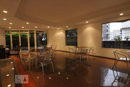 Apartamento à venda com 210m², 3 quartos e 3 vagasÁrea Comum