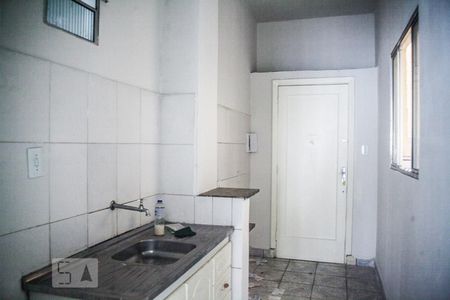 Studio para alugar com 40m², 1 quarto e sem vaga Studio para alugar com 40m², 1 quarto e sem vagaCozinha