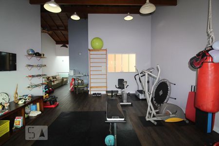 Casa à venda com 475m², 3 quartos e 5 vagasAcademia